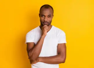 Jak rozpoznać pseudo inteligentną osobę