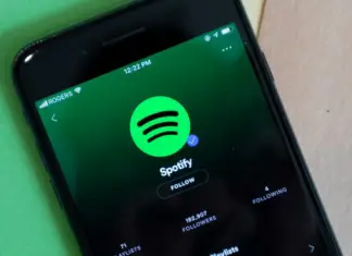 Jak pobierać utwory z serwisu Spotify, aby słuchać ich w trybie offline