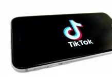 Jak dodać niestandardowe naklejki w serwisie TikTok
