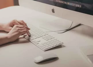 Jak przesłać film do serwisu YouTube z aplikacji iMovie